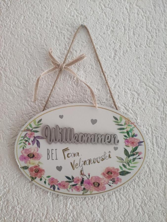 Ferienwohnung Veljanovski Haus Der Sonne Blaufelden Esterno foto