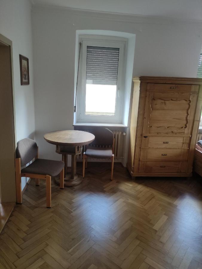 Ferienwohnung Veljanovski Haus Der Sonne Blaufelden Esterno foto